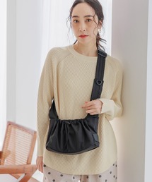 【人間工学に基づいて考えた！】からだよろこぶ軽い撥水ショルダーバッグ