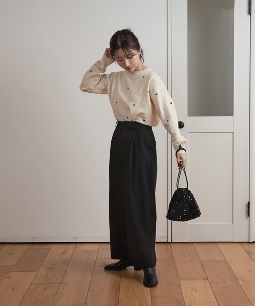 I_am(アイアム)の「heartful crew neck pullover / ハートフルクルーネックプルオーバー(Tシャツ/カットソー・レディース・アイボリー/ブラック・FREE)」の4枚目の写真