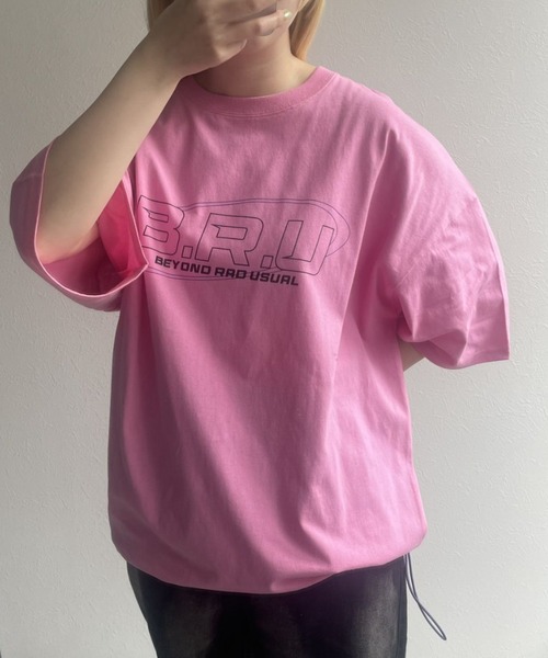 B.R.U（ブル）の「【B.R.Uロゴ】プリント柄ドロスト半袖（Tシャツ/カットソー・メンズ・チャコールグレー/ホワイト/ピンク・FREE）」の13枚目の写真