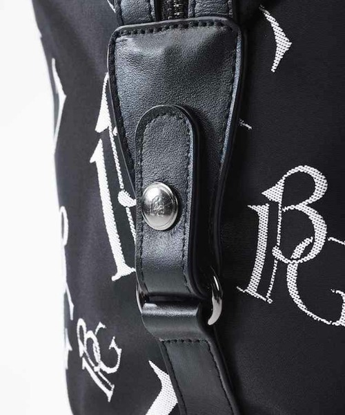 1 piu 1 uguale 3（ウノピゥウノウグァーレトレ）の「BOSTON BAG（ボストンバッグ・メンズ・ブラック・FREE）」の6枚目の写真