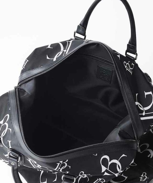 1 piu 1 uguale 3（ウノピゥウノウグァーレトレ）の「BOSTON BAG（ボストンバッグ・メンズ・ブラック・FREE）」の10枚目の写真