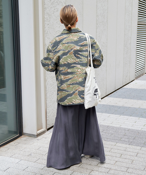 Spick & Span（スピックアンドスパン）の「ドレープフレアスカート（スカート・レディース・ブラック系その他/カーキ・36/38）」の16枚目の写真