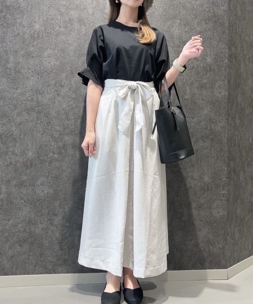 HusHusH（ハッシュアッシュ）の「HusHusH ハッシュアッシュ タックスリーブＴシャツ（Tシャツ/カットソー・レディース・ベージュ/ブラック/ホワイト・L/M/S）」の5枚目の写真