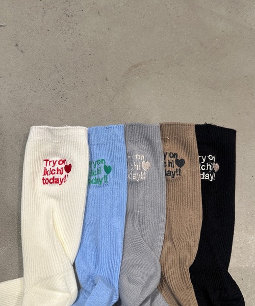 kutir(クティール)の「kutirlune/刺繍ロゴソックス(ソックス/靴下・レディース・ブラック/ライトブルー/グレー/ライトブラウン/ホワイト・FREE)」の6枚目の写真