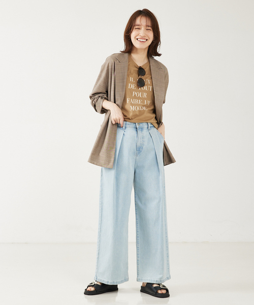 abahouse mavie（アバハウスマヴィ）の「ロゴ＆刺繍コンパクト半袖Ｔシャツ（Tシャツ/カットソー・レディース・ホワイト系その他/ダークネイビー/ライトグレー/ベージュ/ホワイト系その他2/チャコールグレー・フリー）」の10枚目の写真