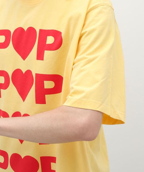 POP TRADING COMPANY(ポップトレーディングカンパニー)の「POP TRADING COMPANY / ポップトレーディングカンパニー hearts t-shirt(Tシャツ/カットソー・メンズ・イエロー・LARGE/X-LARGE)」の2枚目の写真
