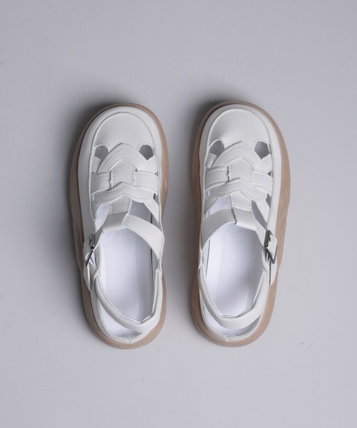 shoes365(シューズスリーシックスファイヴ)の「【shoes365】ホールデザイン通気性サンダル (SS)(サンダル・レディース・オフホワイト/ブラック・22.5cm/23.0cm/23.5cm/24.0cm/24.5cm/25.0cm)」の10枚目の写真