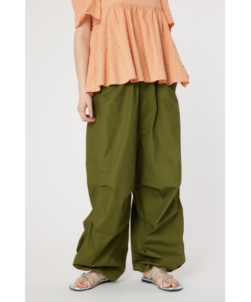 RODEO CROWNS WIDE BOWL（ロデオクラウンズワイドボウル）の「サスペンダー付きオーバーパンツ（つなぎ/オールインワン・レディース・グレー/カーキ/ライトピンク/オフホワイト・FREE）」の12枚目の写真