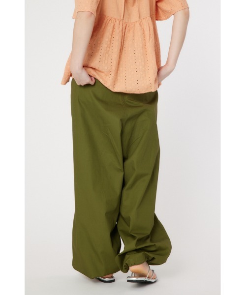 RODEO CROWNS WIDE BOWL（ロデオクラウンズワイドボウル）の「サスペンダー付きオーバーパンツ（つなぎ/オールインワン・レディース・グレー/カーキ/ライトピンク/オフホワイト・FREE）」の14枚目の写真