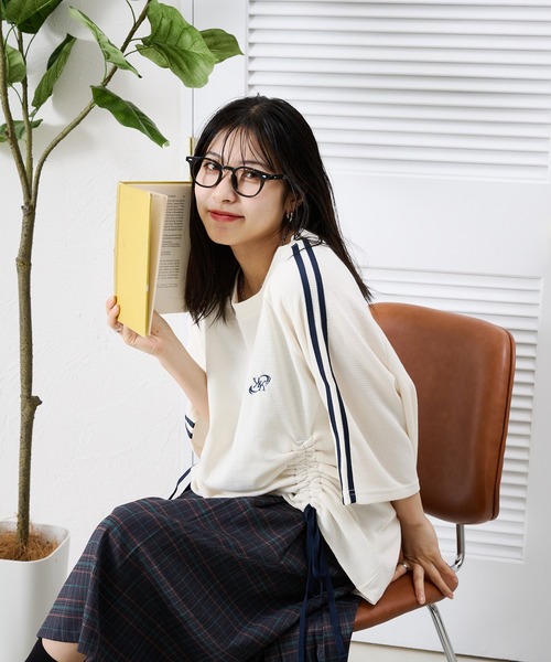 kutir(クティール)の「ワッフルドロストリボンTシャツ(Tシャツ/カットソー・レディース・ネイビー/アイボリー/その他/ライトブルー・FREE)」の2枚目の写真