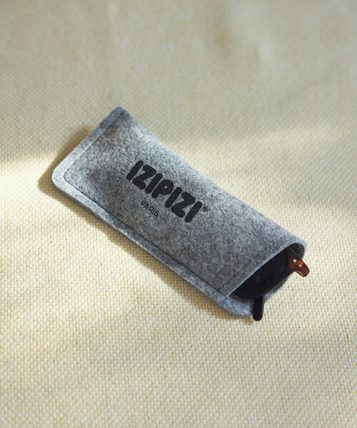 FREAK'S STORE（フリークスストア）の「IZIPIZI/イジピジ #E / UVカット ファッション用グラス（サングラス・メンズ・ブラック/ブラウン・ONE SIZE）」の7枚目の写真