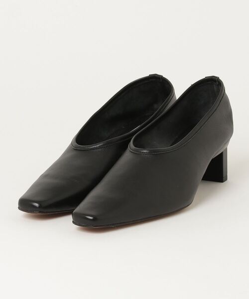 ABOUT ARIANNE(アバウトアリアンヌ)の「About Arianne(アバウト アリアンヌ) Pumps Lia Black(パンプス・レディース・ブラック・37)」の1枚目の写真