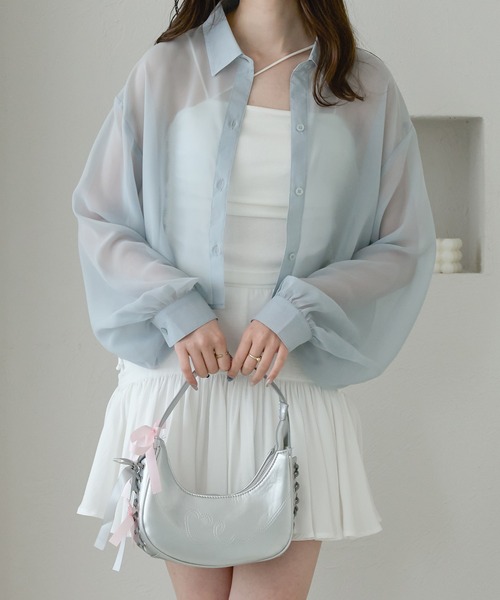Ambre Neige(アンブルネージュ)の「short sheer shirt / ショートシアーシャツ(シャツ/ブラウス・レディース・ライトブルー/オフホワイト/ライトグレー・FREE)」の1枚目の写真