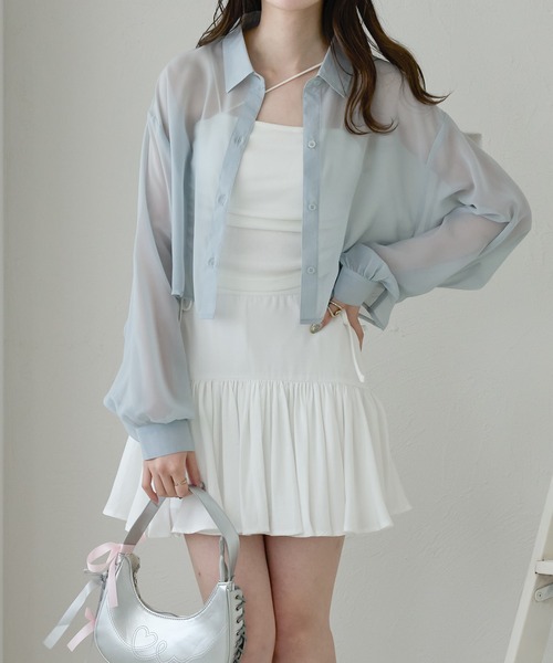Ambre Neige(アンブルネージュ)の「short sheer shirt / ショートシアーシャツ(シャツ/ブラウス・レディース・ライトブルー/オフホワイト/ライトグレー・FREE)」の5枚目の写真