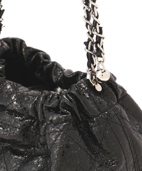 N.（N. Natural Beauty Basic）（エヌエヌナチュラルビューティーベーシック）の「◆メタリックキルトショルダーバッグ（ショルダーバッグ・レディース・ブラック/ゴールド・ﾌﾘ-）」の7枚目の写真