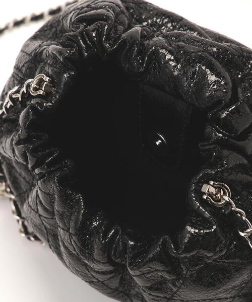 N.（N. Natural Beauty Basic）（エヌエヌナチュラルビューティーベーシック）の「◆メタリックキルトショルダーバッグ（ショルダーバッグ・レディース・ブラック/ゴールド・ﾌﾘ-）」の11枚目の写真