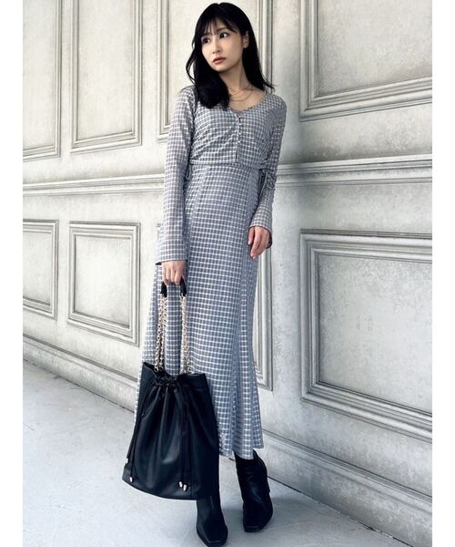 RESEXXY(リゼクシー)の「ステッチワークショートブーツ(ブーツ・レディース・ブラック/シルバー・SMALL/MEDIUM/LARGE)」の11枚目の写真