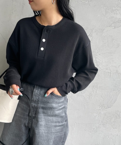 Healthknit（ヘルスニット）の「[HEALTHKNIT/ヘルスニット] 別注 ヘンリーネック ワッフルボーダーTシャツ（Tシャツ/カットソー・レディース・ホワイト/レッド/ブラック系/ブルー/ブラック・F）」の3枚目の写真