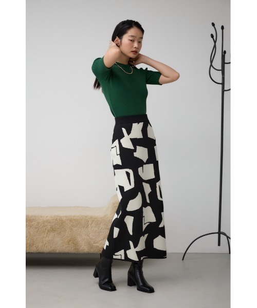 AZUL by moussy(アズールバイマウジー)の「美脚ショートストレッチブーツ(ブーツ・レディース・アイボリー/ブラック/シルバー・SMALL/MEDIUM/LARGE)」の18枚目の写真