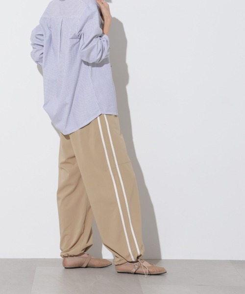 Apo(s)ture（アポスチャー）の「ARIA-023/2WAYストレッチライントラックパンツ（その他パンツ・レディース・ブルーグリーン/スミクロ/ベージュ/グレー・XS/S/M/L/XL）」の10枚目の写真