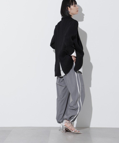 Apo(s)ture（アポスチャー）の「ARIA-023/2WAYストレッチライントラックパンツ（その他パンツ・レディース・ブルーグリーン/スミクロ/ベージュ/グレー・XS/S/M/L/XL）」の13枚目の写真