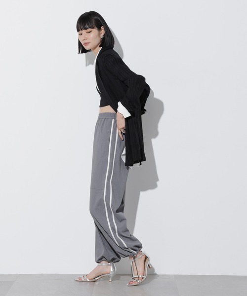 Apo(s)ture（アポスチャー）の「ARIA-023/2WAYストレッチライントラックパンツ（その他パンツ・レディース・ブルーグリーン/スミクロ/ベージュ/グレー・XS/S/M/L/XL）」の18枚目の写真