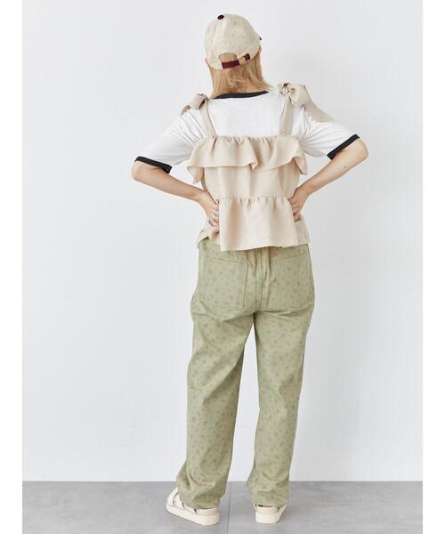 ehka sopo（エヘカソポ）の「花柄ツイルパンツ（その他パンツ・レディース・キナリ/グリーン・F）」の18枚目の写真