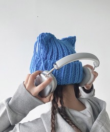 AS KNOW AS plus（アズノゥアズプラス）の「ローゲージネコ耳フリンジニット帽（ニットキャップ/ビーニー・レディース）」