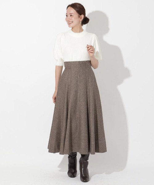 AND COUTURE(アンドクチュール)の「ラメフェザーニットプルオーバー(ニット/セーター・レディース・オフホワイト/ピンク/ボルドー/ライトグレー・FREE)」の7枚目の写真