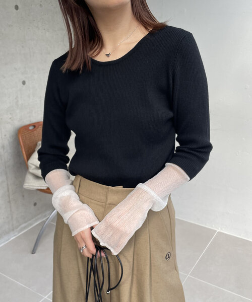 CAPRICIEUX LE'MAGE（カプリシューレマージュ）の「袖シアーレイヤード風リブニット（ニット/セーター・レディース・ブラウン/ブラック/オフホワイト・FREE）」の11枚目の写真