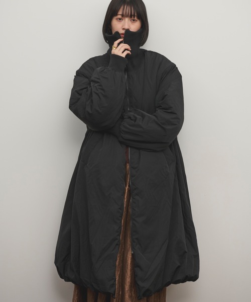 Shelly island（シェリーアイランド）の「リブカラー中綿バルーン