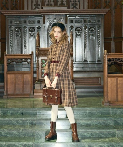 F i.n.t（フィント）の「ウイングチップチェルシーブーツ（ブーツ・レディース・ブラック/ブラウン・L/M/S）」の14枚目の写真