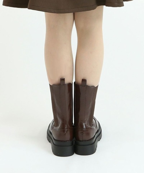 F i.n.t（フィント）の「ウイングチップチェルシーブーツ（ブーツ・レディース・ブラック/ブラウン・L/M/S）」の20枚目の写真