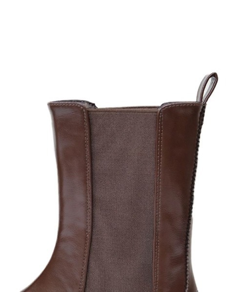 F i.n.t（フィント）の「ウイングチップチェルシーブーツ（ブーツ・レディース・ブラック/ブラウン・L/M/S）」の9枚目の写真