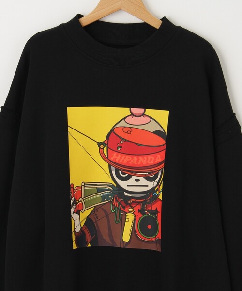 &Bridge(アンドブリッジ)の「HIPANDA(ハイパンダ) HIPANDAプリントトレーナー(スウェット・メンズ・ホワイト/ブラック・01/02/03)」の4枚目の写真