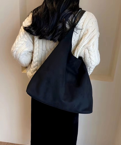 ammy.（エイミードット）の「【 ammy. / エイミードット 】 スエード調 シンプル ショルダーバッグ / ポーチ付き（ショルダーバッグ・レディース・ブラウン/ダークグリーン/アイボリー/ブラック/ブラウン系・FREE）」の20枚目の写真