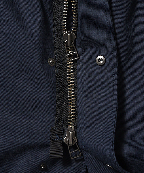 BRILLA per il gusto(ブリッラペルイルグースト)の「Brilla per il gusto / モッズコート(モッズコート・メンズ・オリーブ/ネイビー・SMALL/X-SMALL/LARGE/MEDIUM)」の17枚目の写真