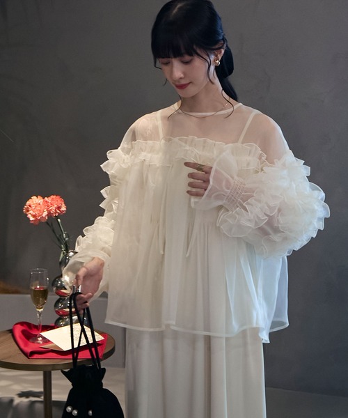 forksy.【オケージョン対応】オーガンジーボリュームフリル袖シアーブラウス 88093378b_b_112_500.jpg