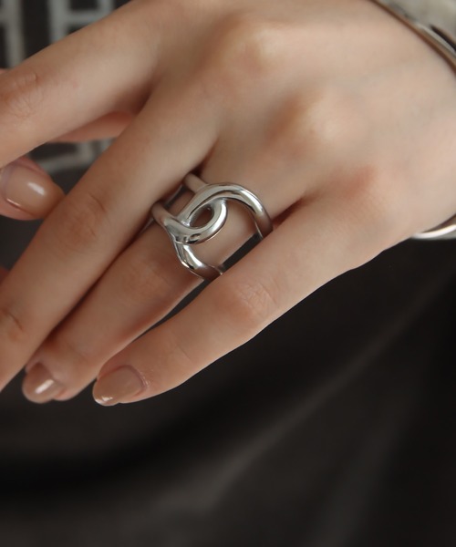 abaskdesign（アバスクデザイン）の「金属アレルギー対応  変形デザインリング（リング・レディース・シルバー/ゴールド・7号/13号/16号/9号/11号）」の8枚目の写真