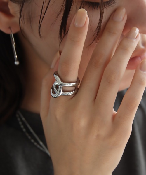 abaskdesign（アバスクデザイン）の「金属アレルギー対応  変形デザインリング（リング・レディース・シルバー/ゴールド・7号/13号/16号/9号/11号）」の9枚目の写真