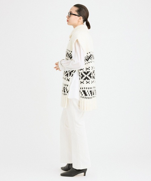 BABYLONE(バビロン)の「コーデュロイフレアパンツ(その他パンツ・レディース・グレー/オフホワイト・36inch/38inch)」の3枚目の写真