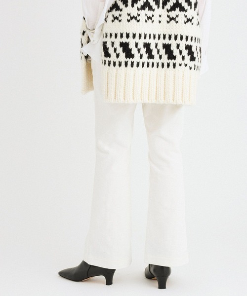 BABYLONE(バビロン)の「コーデュロイフレアパンツ(その他パンツ・レディース・グレー/オフホワイト・36inch/38inch)」の7枚目の写真