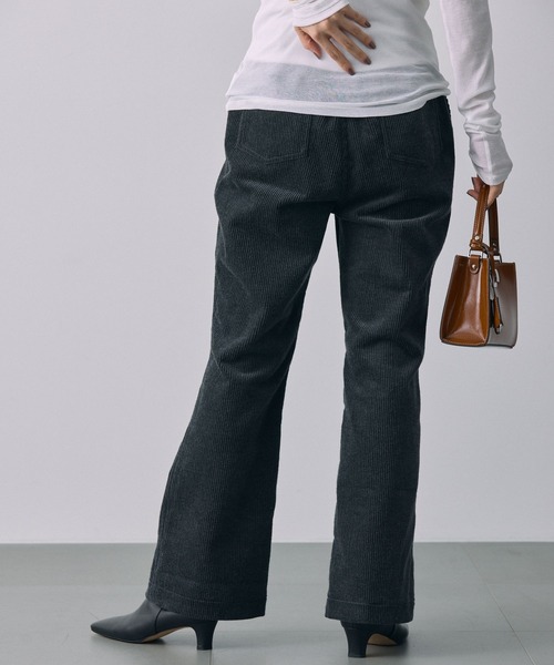 BABYLONE(バビロン)の「コーデュロイフレアパンツ(その他パンツ・レディース・グレー/オフホワイト・36inch/38inch)」の18枚目の写真