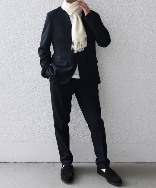 SHIPS any（シップス エニィ）の「SHIPS any: カシミヤ ソリッド マフラー 24FW◇（マフラー・メンズ・ベージュ/ダークグレー/グレー/オフホワイト/ワイン/ライトブルー/ブラック/レッド/ラベンダー/ネイビー・ONE SIZE）」の13枚目の写真