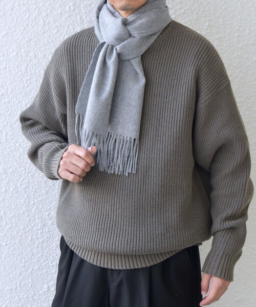 SHIPS any（シップス エニィ）の「SHIPS any: カシミヤ ソリッド マフラー 24FW◇（マフラー・メンズ・ベージュ/ダークグレー/グレー/オフホワイト/ワイン/ライトブルー/ブラック/レッド/ラベンダー/ネイビー・ONE SIZE）」の19枚目の写真