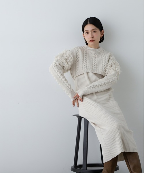 N.（N. Natural Beauty Basic）（エヌエヌナチュラルビューティーベーシック）の「◆クロップドニットセットワンピース（ワンピース・レディース・オフホワイト/チャコールグレー・MEDIUM）」の6枚目の写真