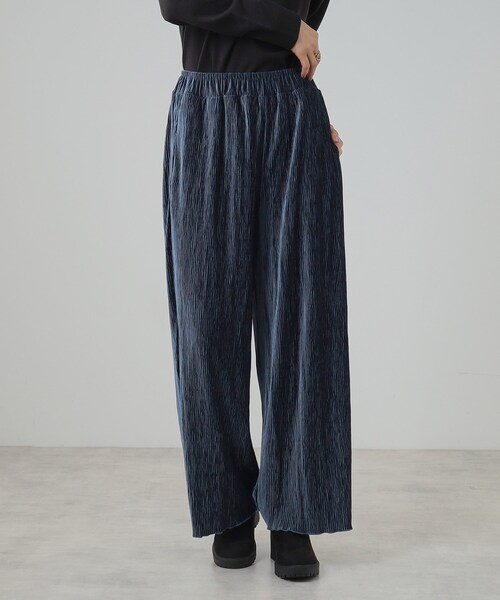 Cutie Blonde（キューティーブロンド）の「◆【S-LL】クラッシュベロア調 ランダムプリーツ イージーパンツ（その他パンツ・レディース・ブルー系その他/アイボリー/ブラウン系その他/チャコールグレー・01/02/03/04）」の9枚目の写真