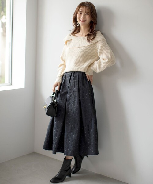 ANY SIS（エニィスィス）の「【洗える】オフショル ニット（ニット/セーター・レディース・黄土色系/アイボリー系/ライラック系・2）」の22枚目の写真