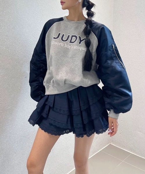 LYEON(リヨン)の「ボリューム袖ドッキングスウェット(スウェット・レディース・グレー・FREE)」の6枚目の写真