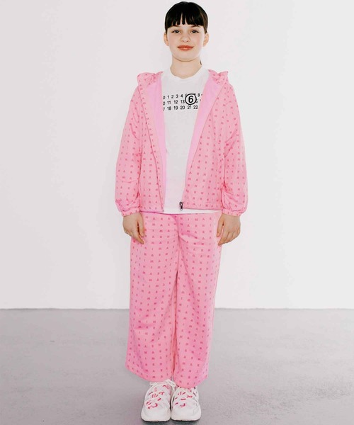 MARNI（マルニ）の「MARNI(マルニ)Kids & Junior ブランドロゴジップアップフードジャケット（マウンテンパーカー・キッズ・ブラック/ライトピンク・4Y/6Y/8Y/10Y/12Y/14Y）」の3枚目の写真